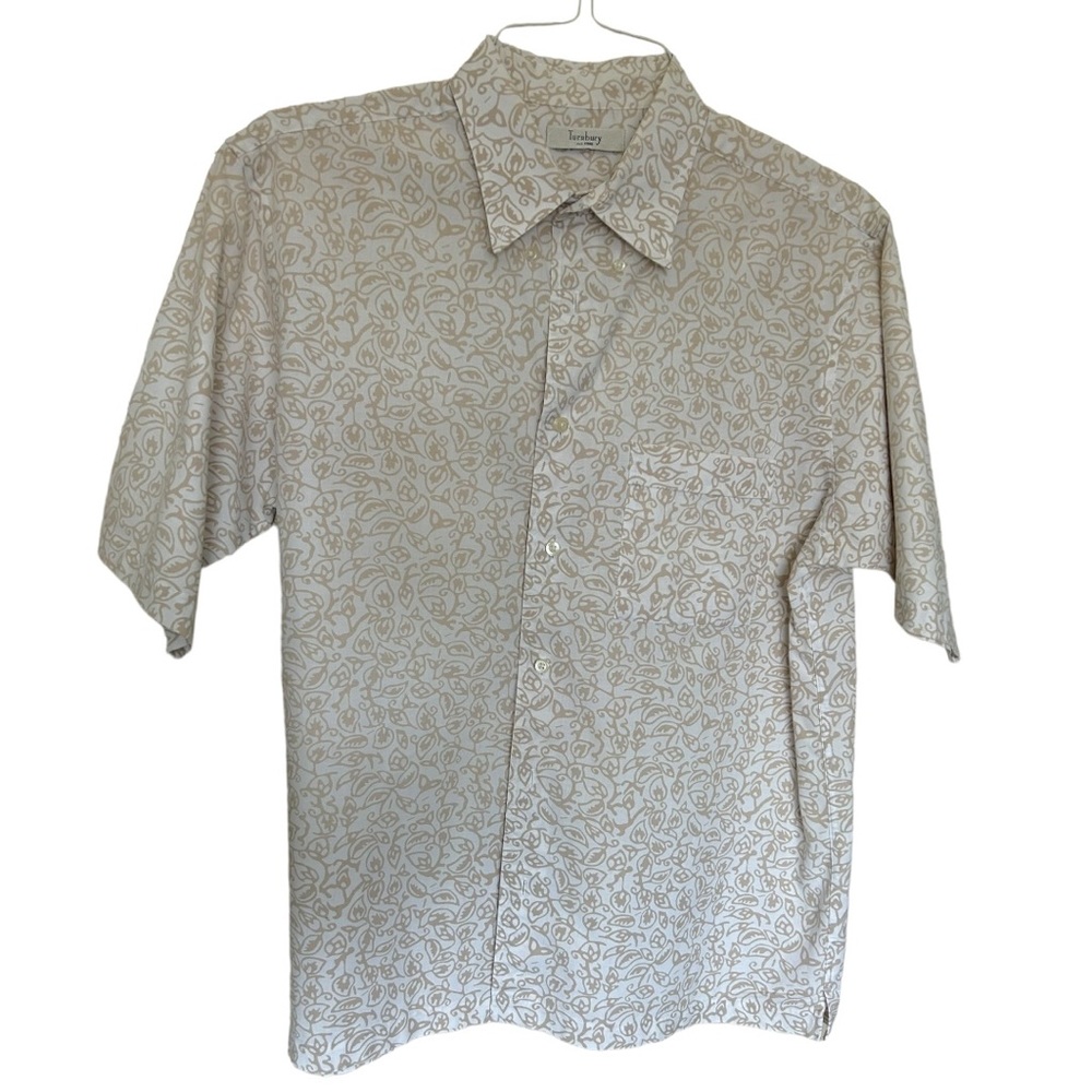 Turnbury button up leafs pattern shirt size Medium